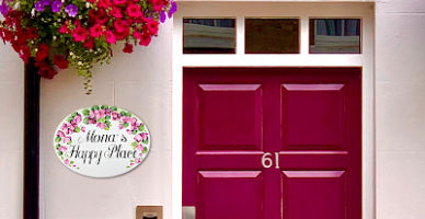 Custom Gift Ideas: Why a Hand Painted Custom House Sign Is a Truly Unique Present