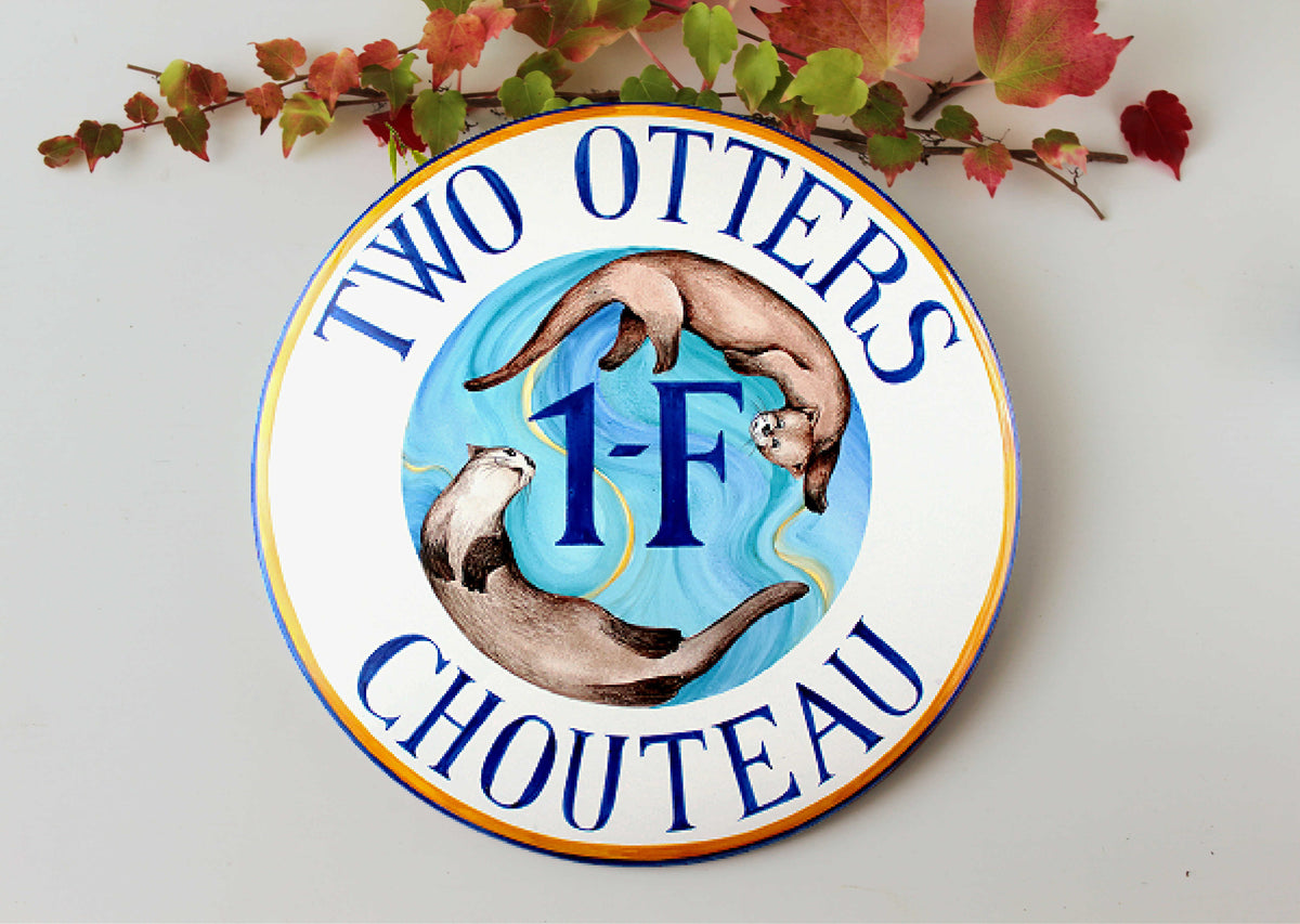 round-house-numbers-plaque-with-otters-front-door-sign-dipinto-ad-arte